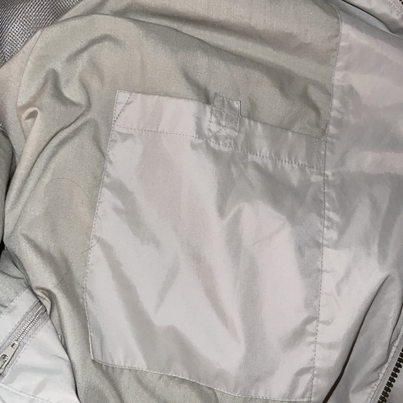 Izod Size XL Zipup Cream Jacket - Picture 13 of 14